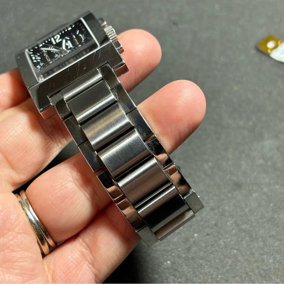 Gucci Timepieces 7700 Chrono Swiss Made Stainless Steel Men’s Watch Working - Picture 2 of 7